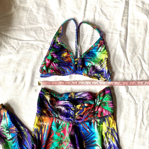 Breathe Activewear Set - Bra and Leggings - Picture 4 of 4